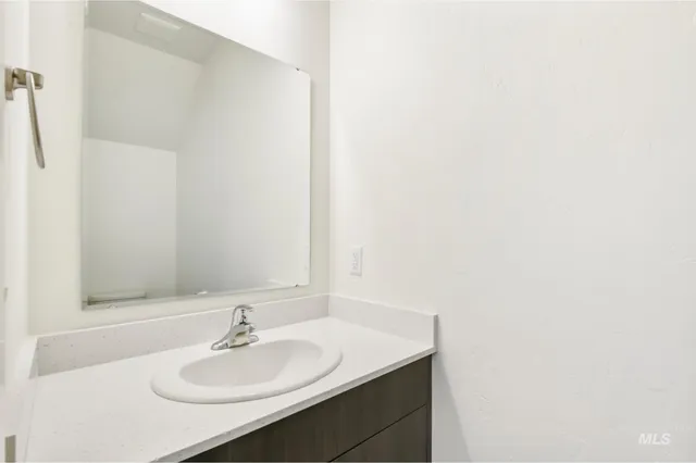 $1,168,899 | 6726 West Overland Road, Boise, ID 83709