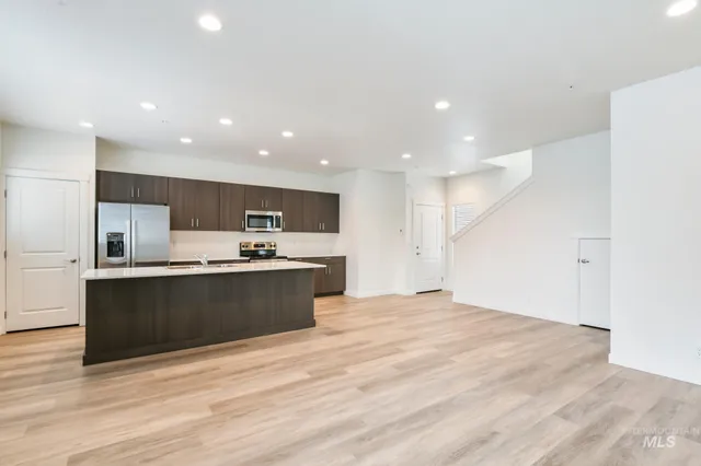 $1,168,899 | 6726 West Overland Road, Boise, ID 83709