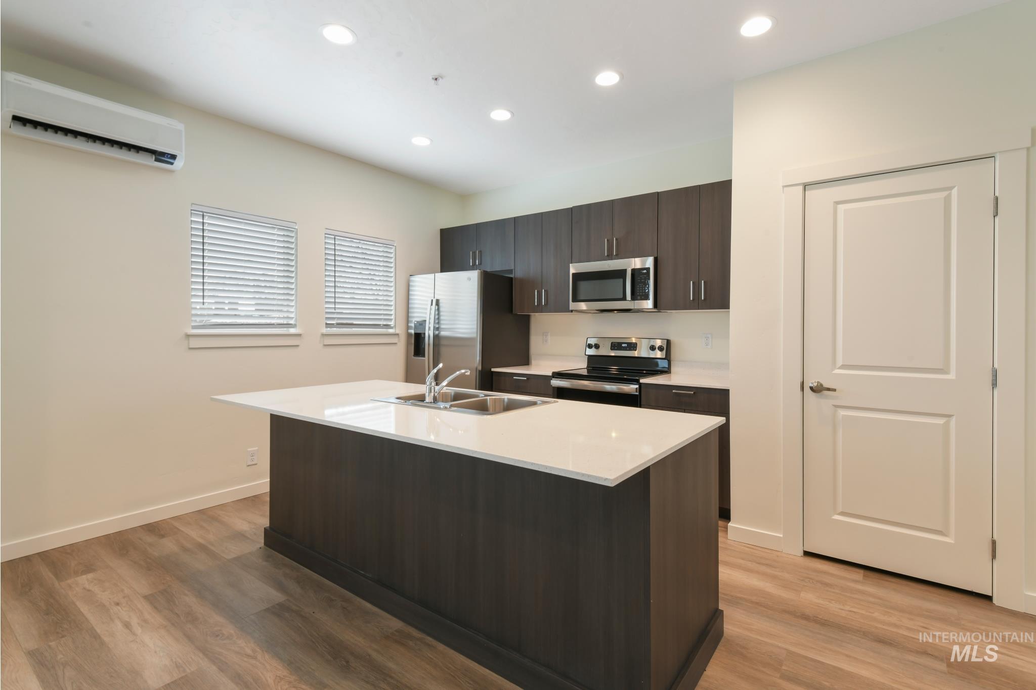 6726 West Overland Road Boise, ID 83709 - Photo 5 of 50