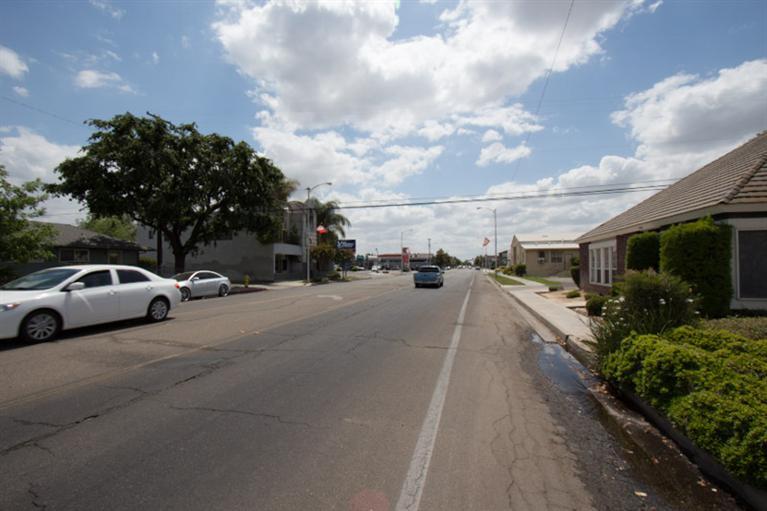 1421 11th Street Reedley, CA 93654 - Photo 4 of 4
