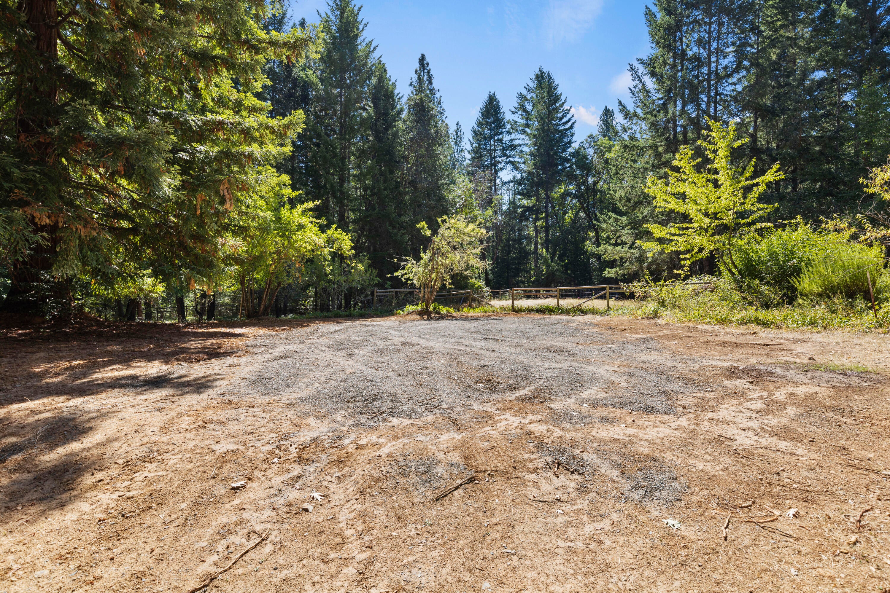 1955 Thompson Creek Road Selma, OR 97538 - Photo 27 of 36 1955 Thompson Creek 26