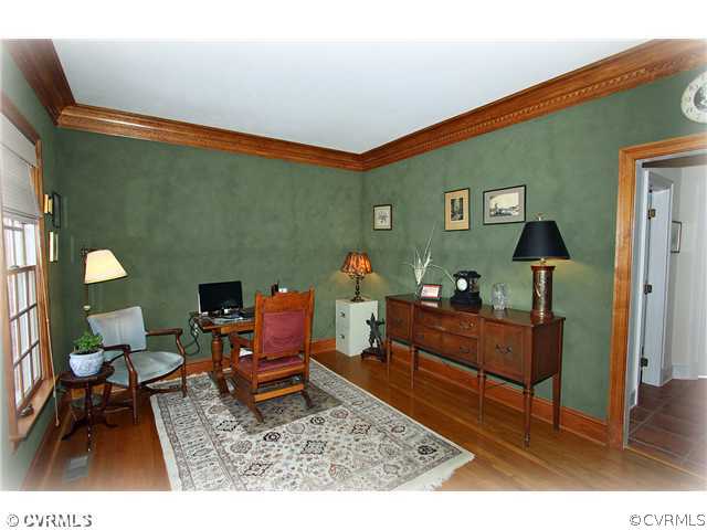 2720 Arrandell Road Midlothian, VA 23113 - Photo 6 of 17 a living room with furniture and a table