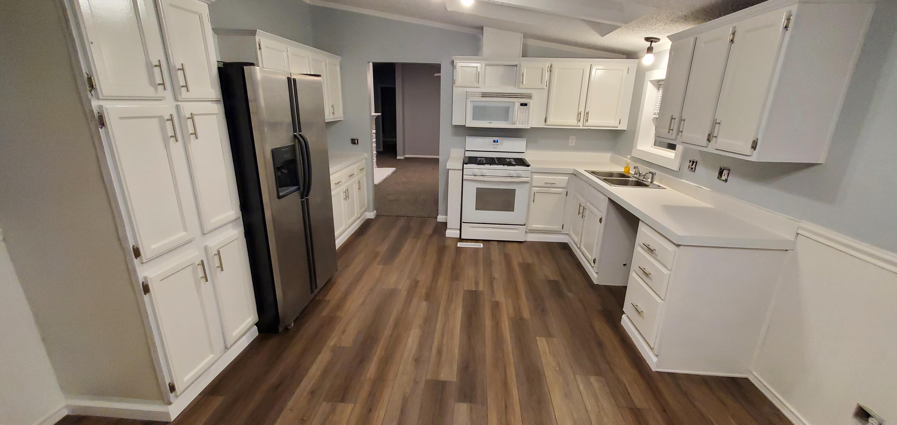 17386 Heimbach Road Three Rivers, MI 49093 - Photo 5 of 43 20220922_010538