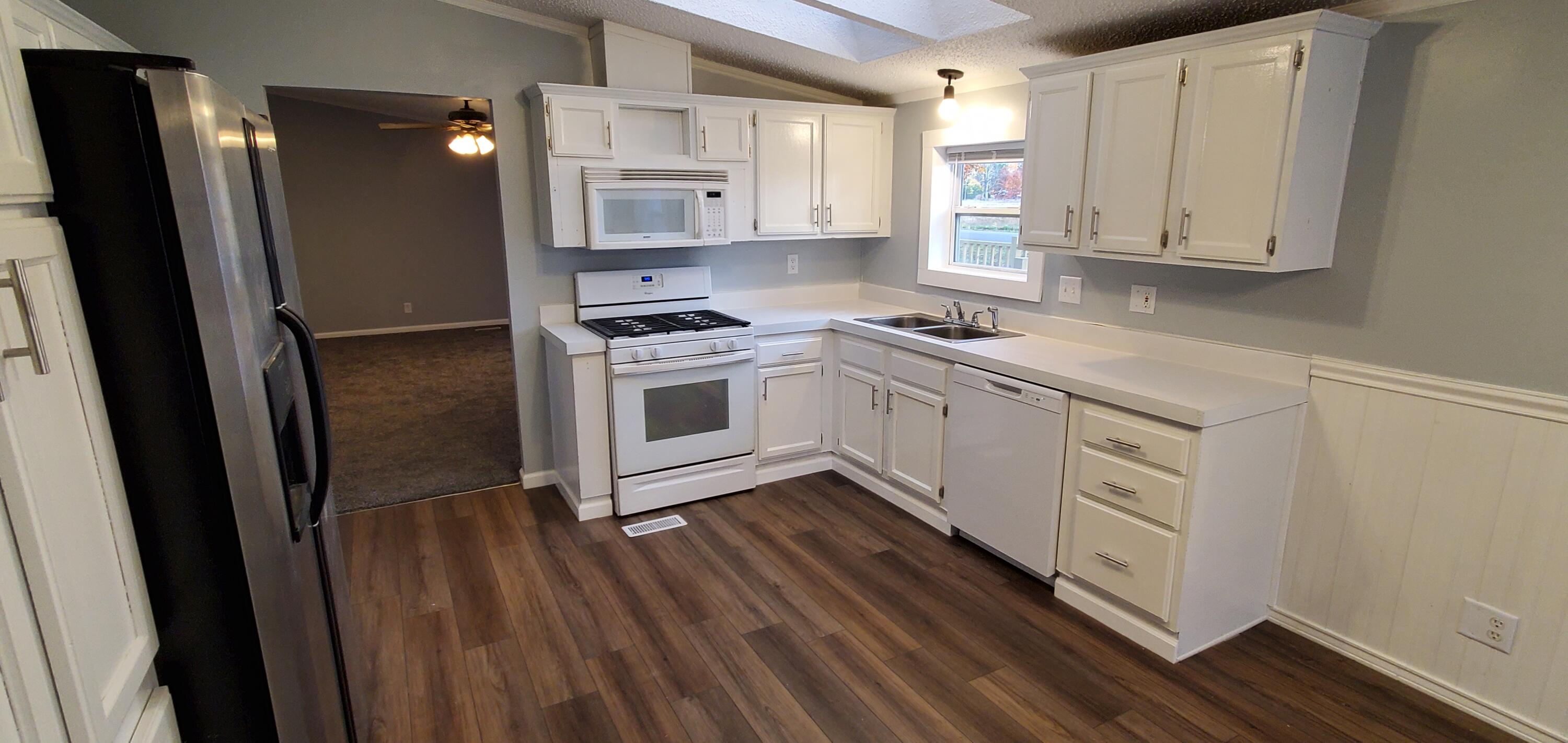 17386 Heimbach Road Three Rivers, MI 49093 - Photo 8 of 43 20221027_173917