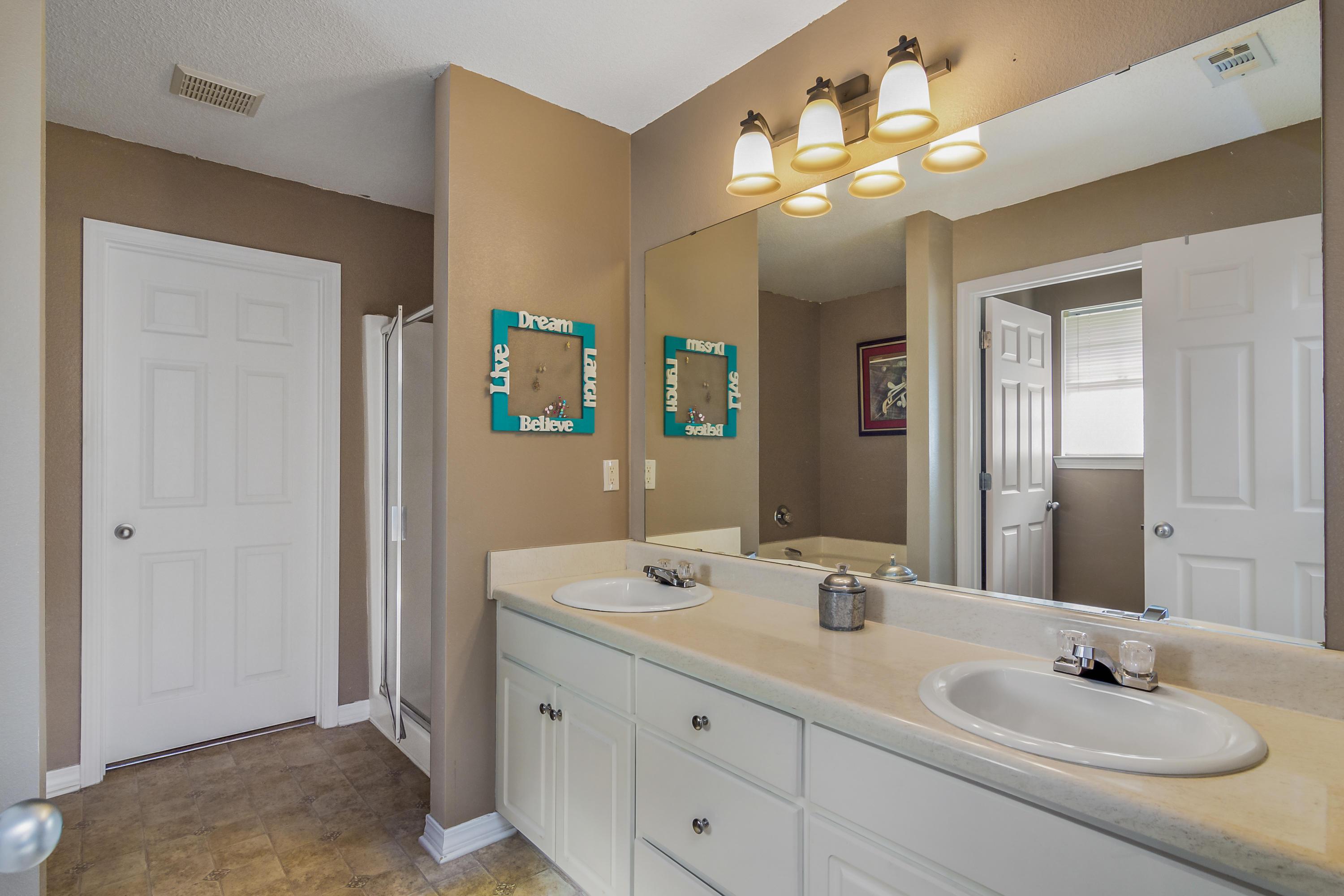 2199 Hagood Loop Crestview, FL 32536 - Photo 15 of 38 Gallery Image 15