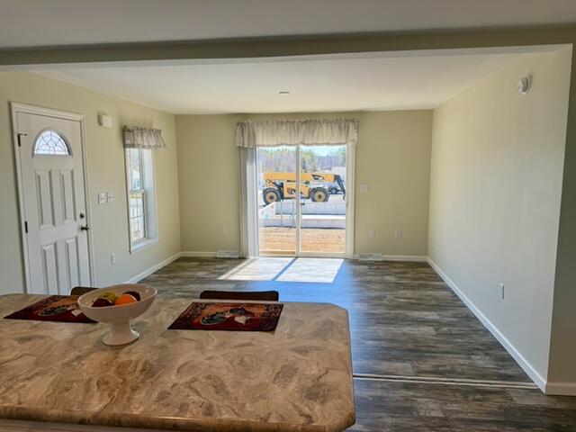37 Camden Road Berwick, ME 03901 - Photo 5 of 17
