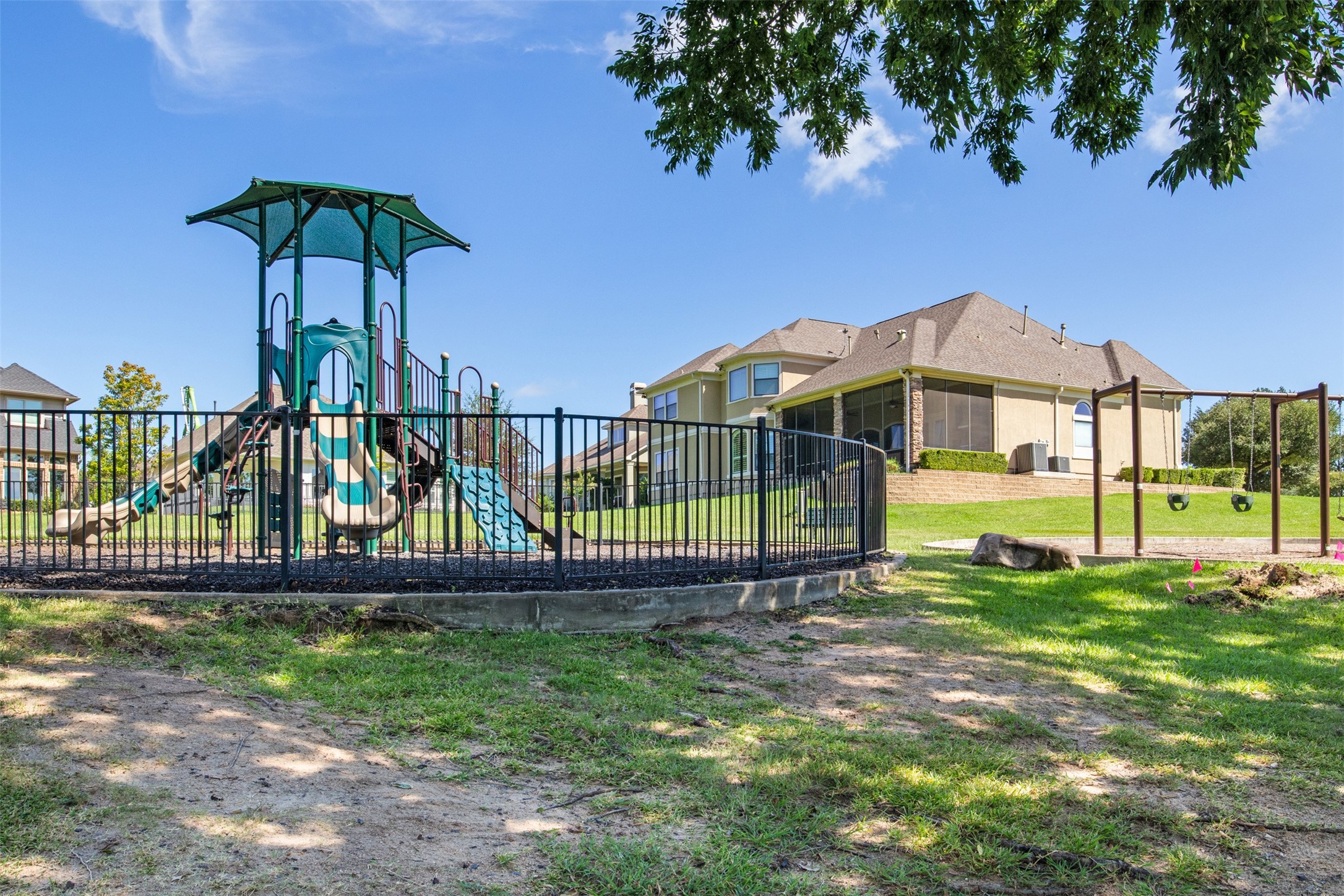 121 Bermuda Circle Montgomery, TX 77356 - Photo 43 of 44 a view of a house with a yard
