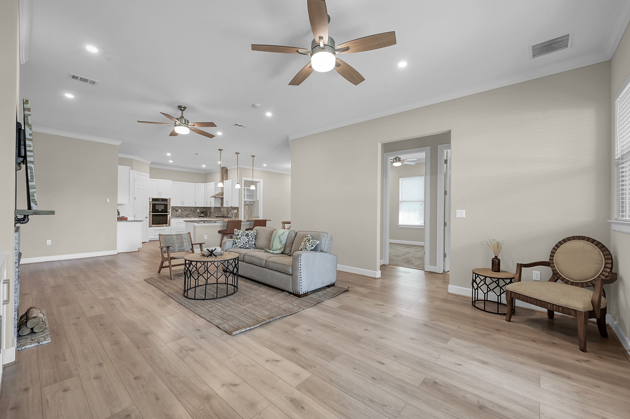 121 Bermuda Circle Montgomery, TX 77356 - Photo 10 of 44 a living room with furniture and a wooden floor