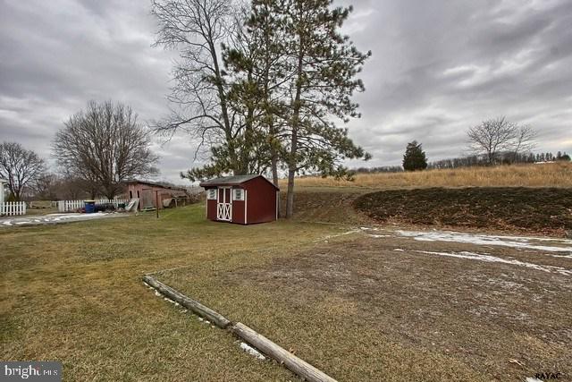 389 Lindy Road Seven Valleys, PA 17360 - Photo 23 of 27 Gallery Image 23