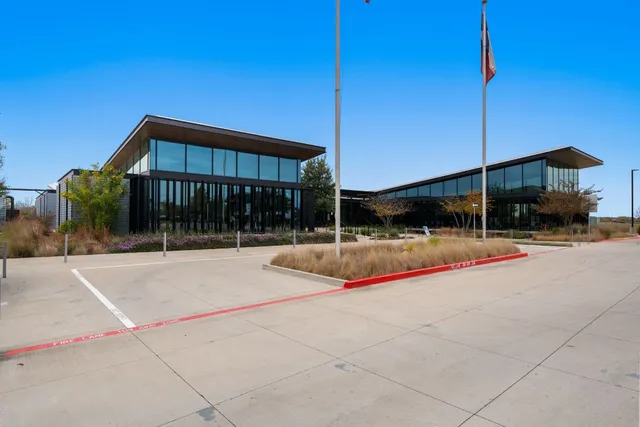 $2,400 | 8109 Mandela Bend, Austin, TX 78744