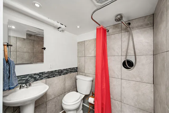 $309,900 | 773 North Howell Street, St. Paul, MN 55104