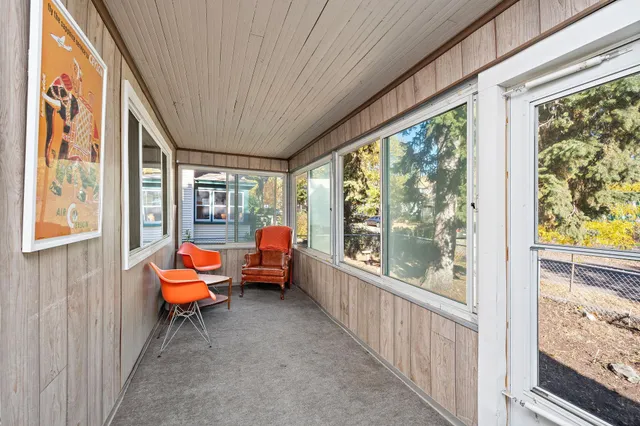 $309,900 | 773 North Howell Street, St. Paul, MN 55104