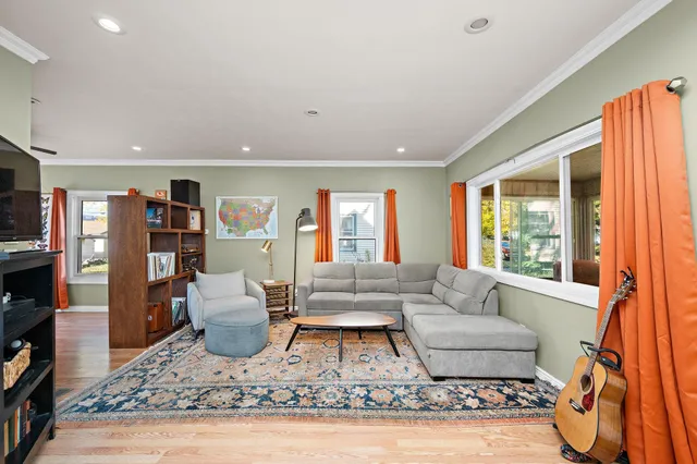 $309,900 | 773 North Howell Street, St. Paul, MN 55104