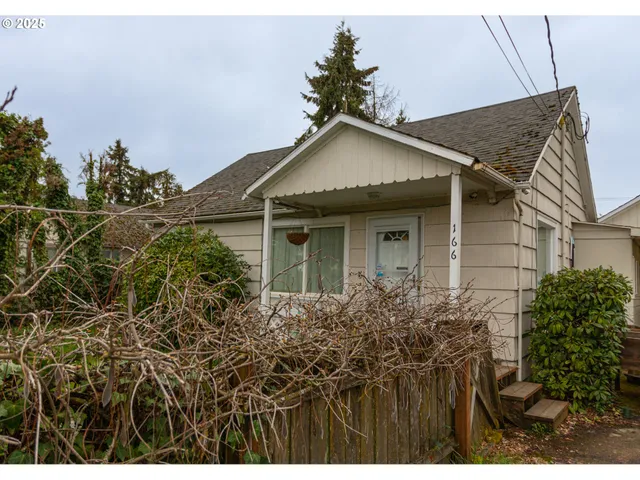 $289,000 | 166 Iowa Street, Eugene, OR 97402