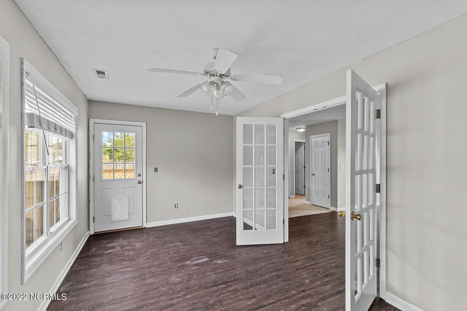 222 Target Lane Hubert, NC 28539 - Photo 13 of 53 13