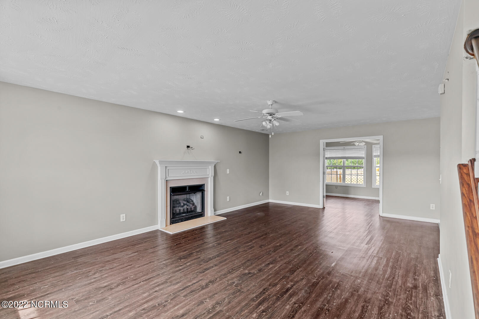 222 Target Lane Hubert, NC 28539 - Photo 10 of 53 10