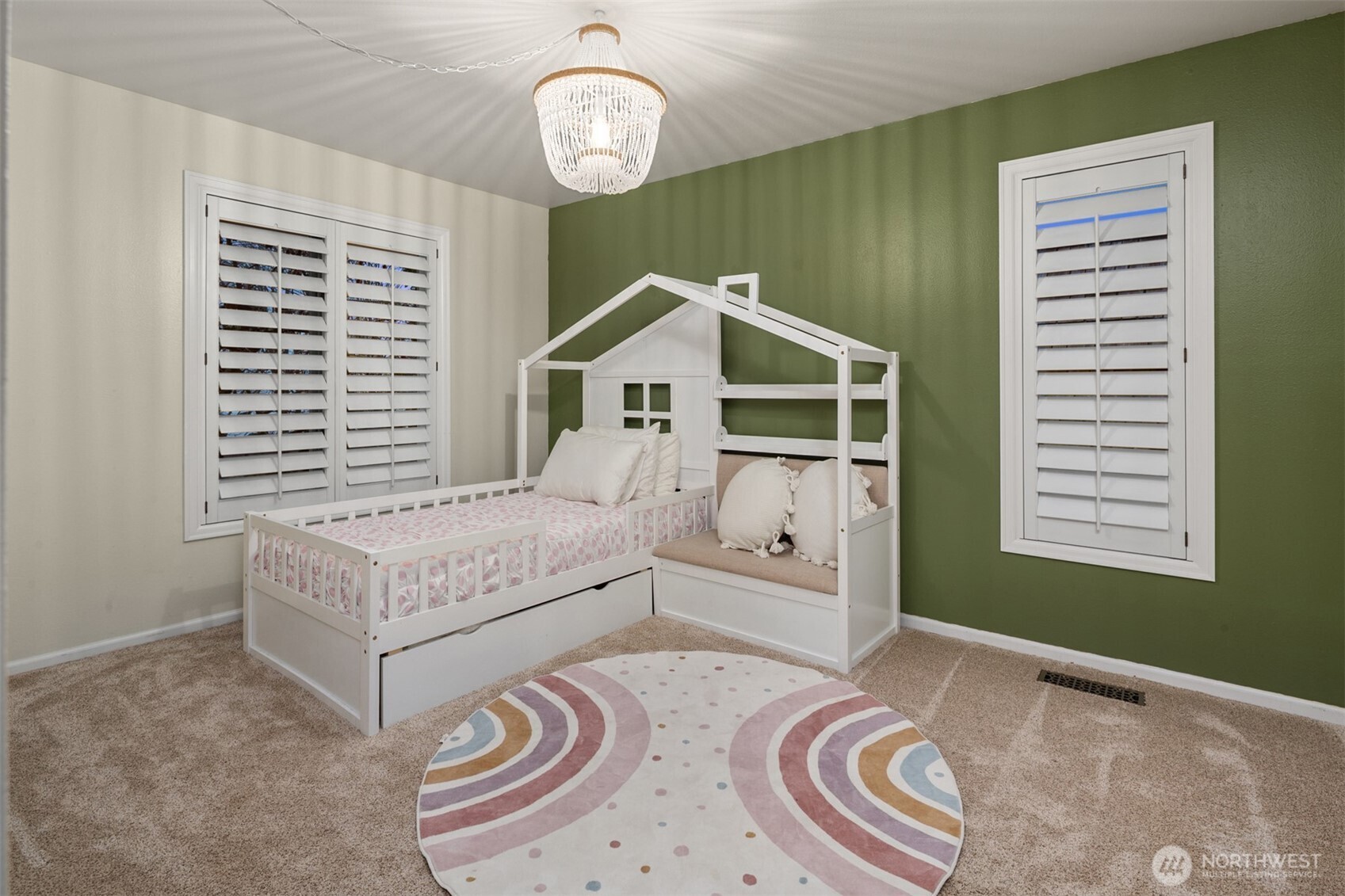 8430 Talbot Road Edmonds, WA 98026 - Photo 21 of 38 Gallery Image 21