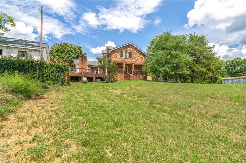 5083 Baux Mountain Road Winston-Salem, NC 27105 - Photo 11 of 39