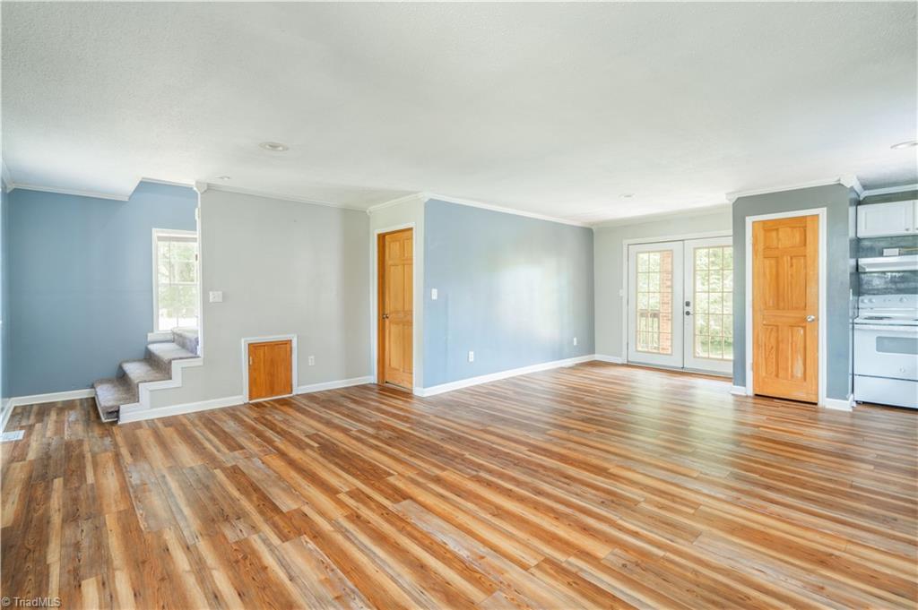 5083 Baux Mountain Road Winston-Salem, NC 27105 - Photo 13 of 39