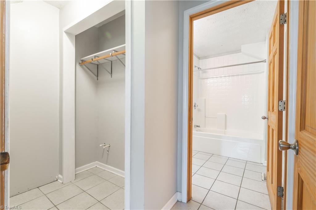 5083 Baux Mountain Road Winston-Salem, NC 27105 - Photo 19 of 39