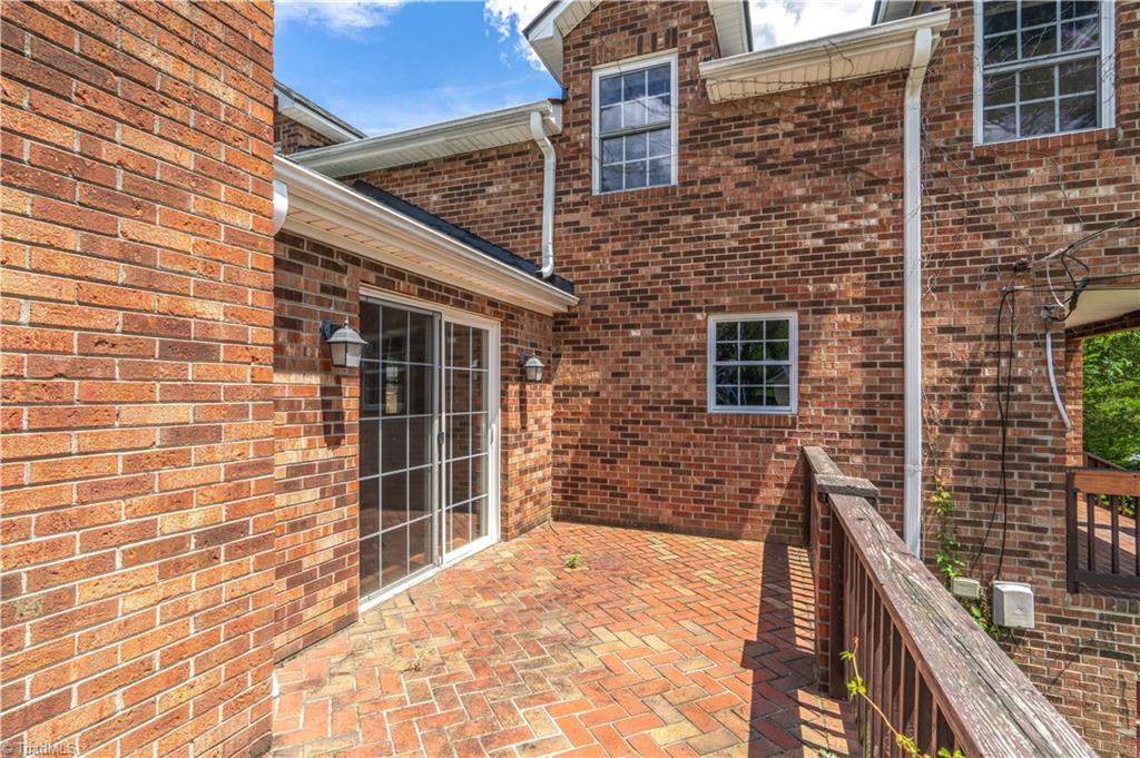 5083 Baux Mountain Road Winston-Salem, NC 27105 - Photo 8 of 39