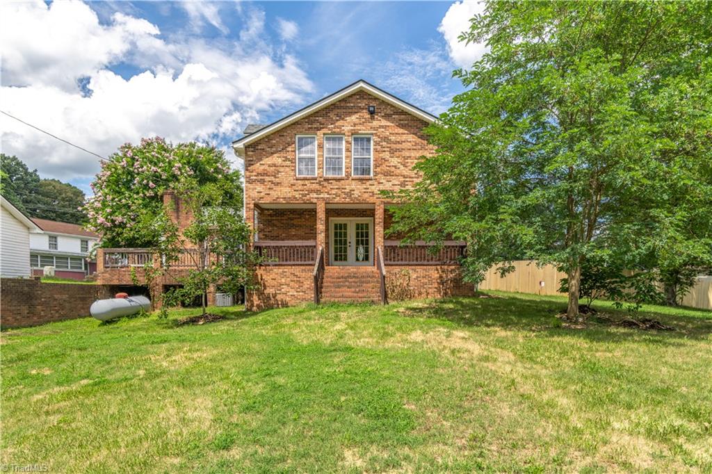 5083 Baux Mountain Road Winston-Salem, NC 27105 - Photo 10 of 39