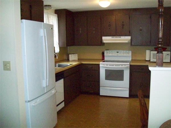 68 Ruth Ellen Road Raynham, MA 02767 - Photo 5 of 12 Gallery Image 5