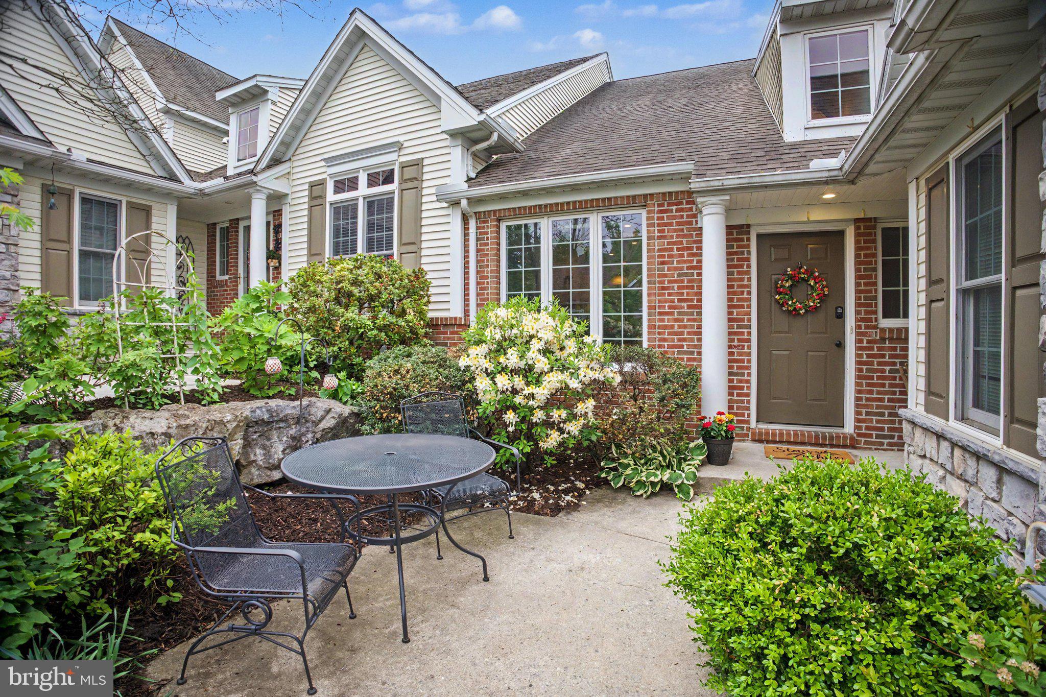 4 Upper Green Lancaster, PA 17602 - Photo 4 of 31