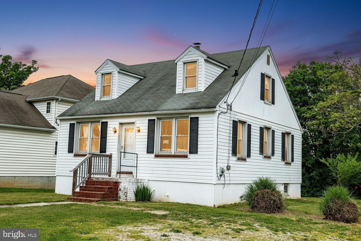 3608 East Joppa Road Baltimore, MD 21234 - Photo 4 of 29 Twilight view of home