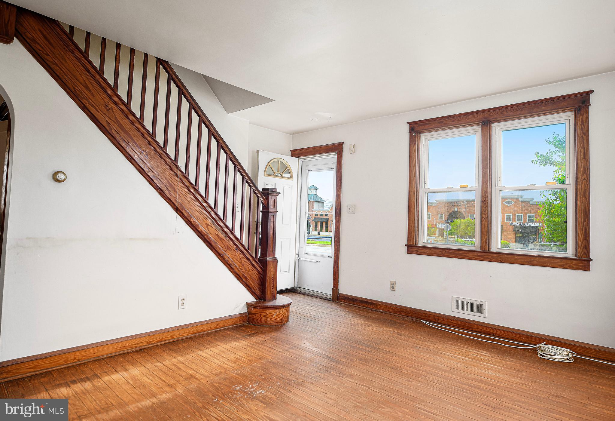 3608 East Joppa Road Baltimore, MD 21234 - Photo 6 of 29 Harwood floors though out & stairs w/ oak railing