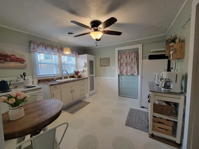 $175,000 | 390 Riverbrook Road, Henry, VA 24102