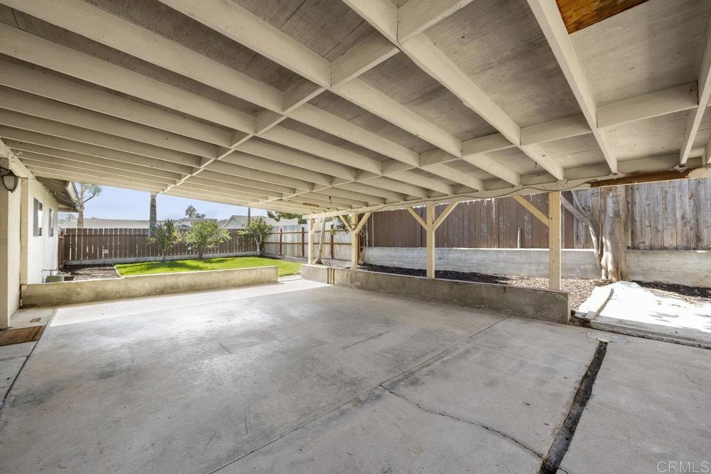 3129 Glenn Road Oceanside, CA 92056 - Photo 27 of 31 a view of a indoor swimming pool