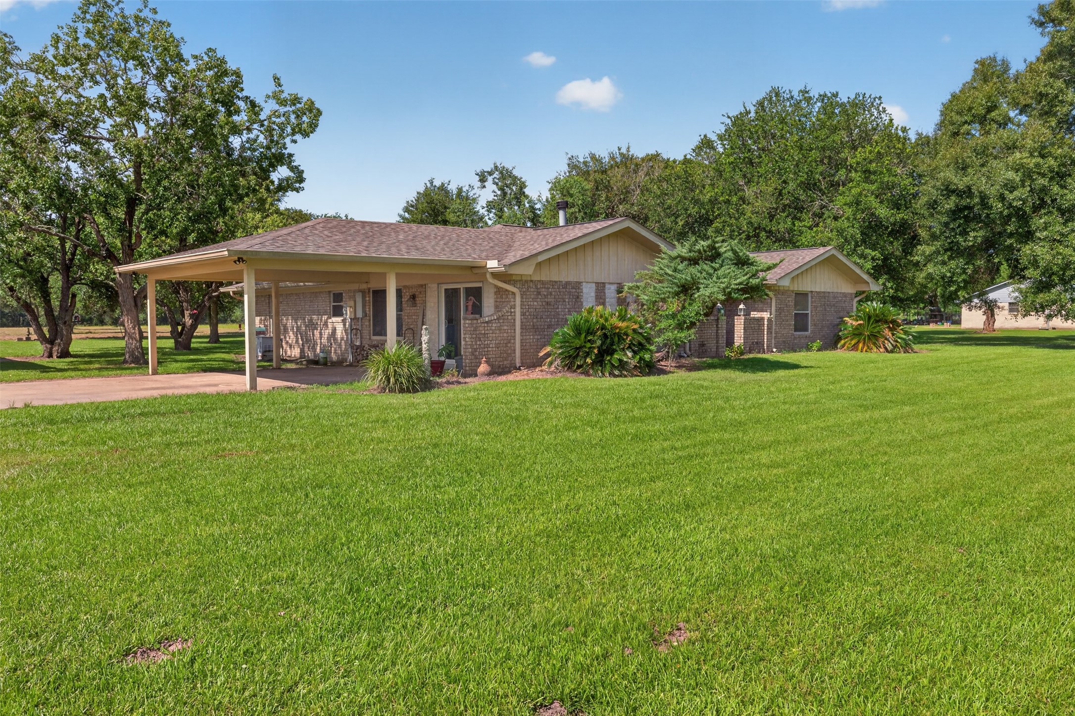 1228 Cook Road Winnie, TX 77665 - Photo 9 of 46