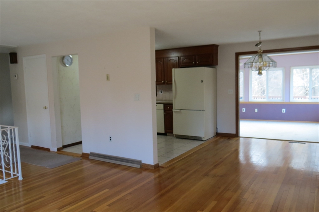 7 Carriage Road North Billerica, MA 01862 - Photo 15 of 32 Gallery Image 15