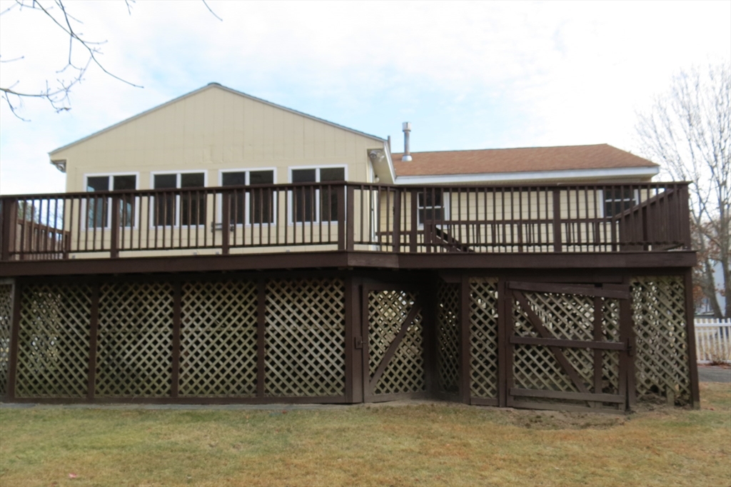7 Carriage Road North Billerica, MA 01862 - Photo 27 of 32 Gallery Image 27