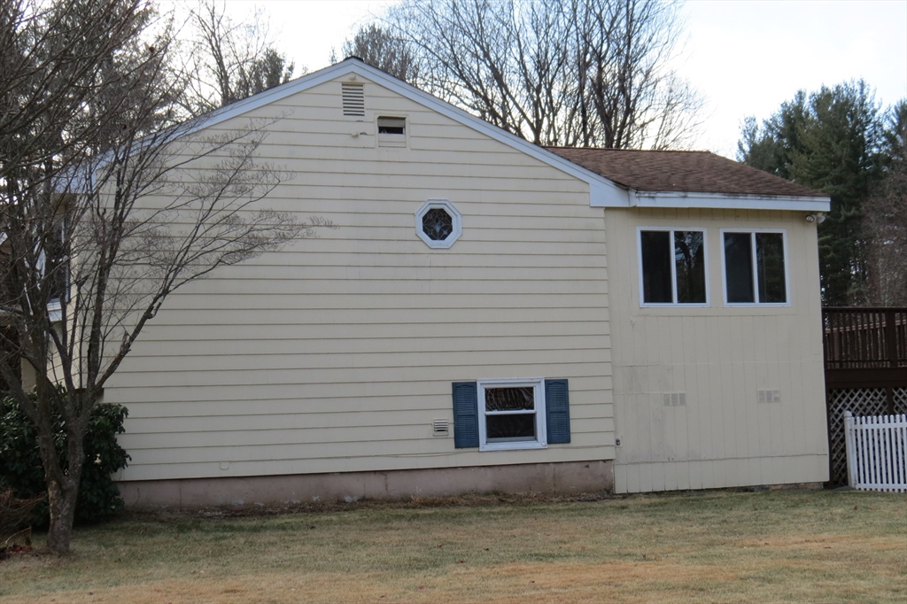 7 Carriage Road North Billerica, MA 01862 - Photo 30 of 32 Gallery Image 30