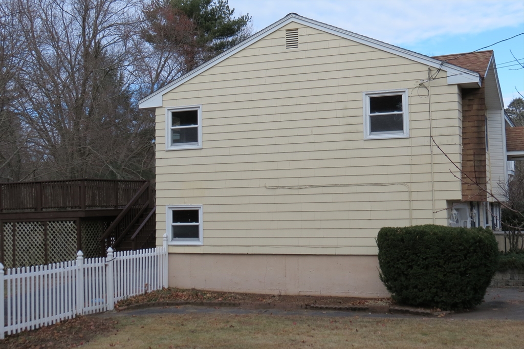 7 Carriage Road North Billerica, MA 01862 - Photo 31 of 32 Gallery Image 31