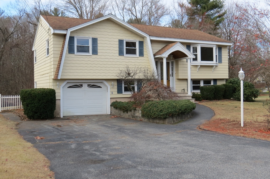 7 Carriage Road North Billerica, MA 01862 - Photo 32 of 32 Gallery Image 32