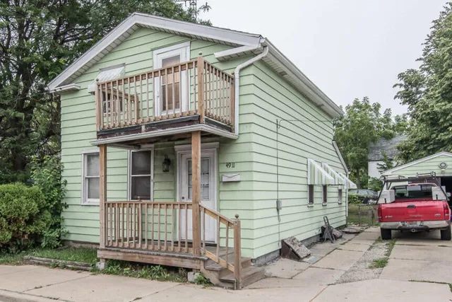 $169,900 | 4911 Sheridan Road, Kenosha, WI 53140