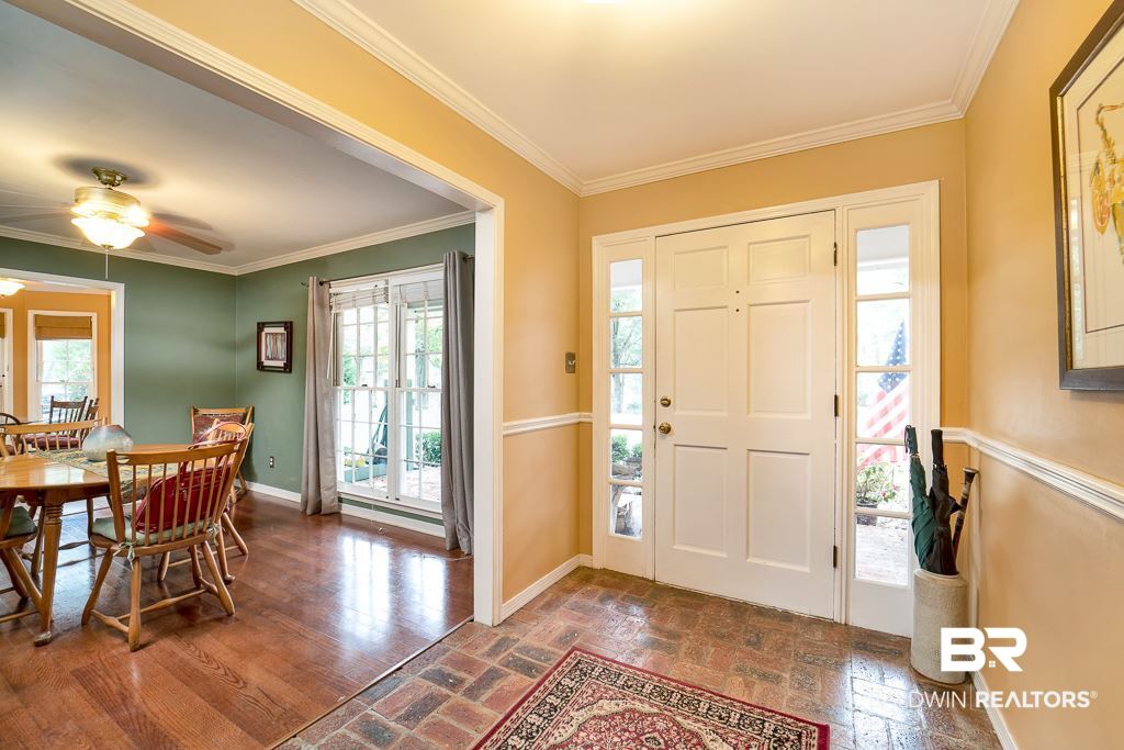 605 Oak Ridge Court West Daphne, AL 36526 - Photo 3 of 31