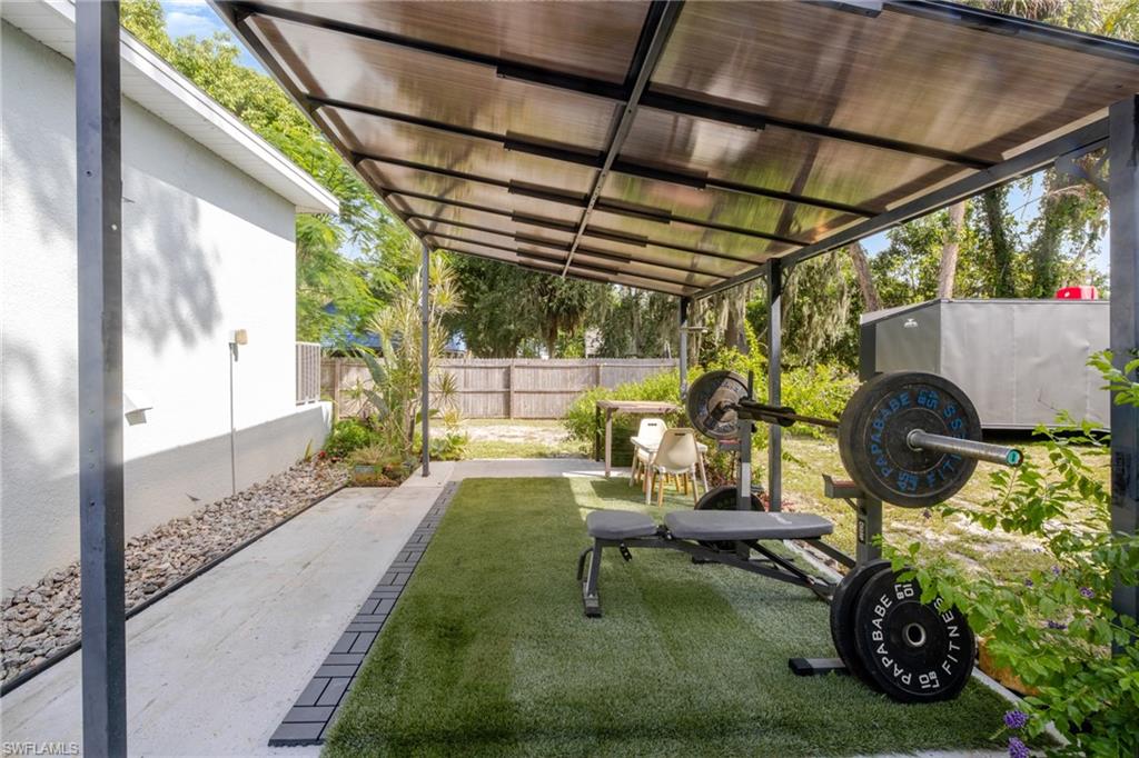 211 Palmacea Road Fort Myers, FL 33905 - Photo 25 of 48
