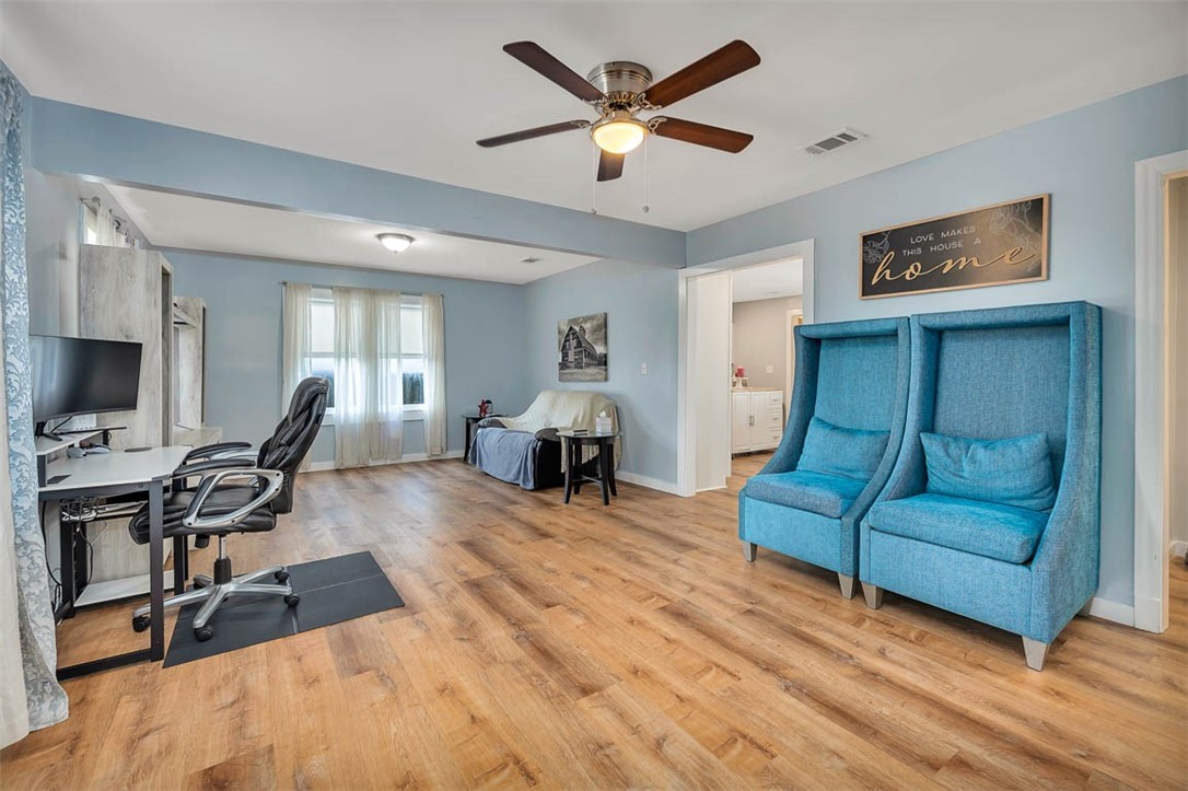 2329 Reynolds Street Brunswick, GA 31520 - Photo 6 of 30