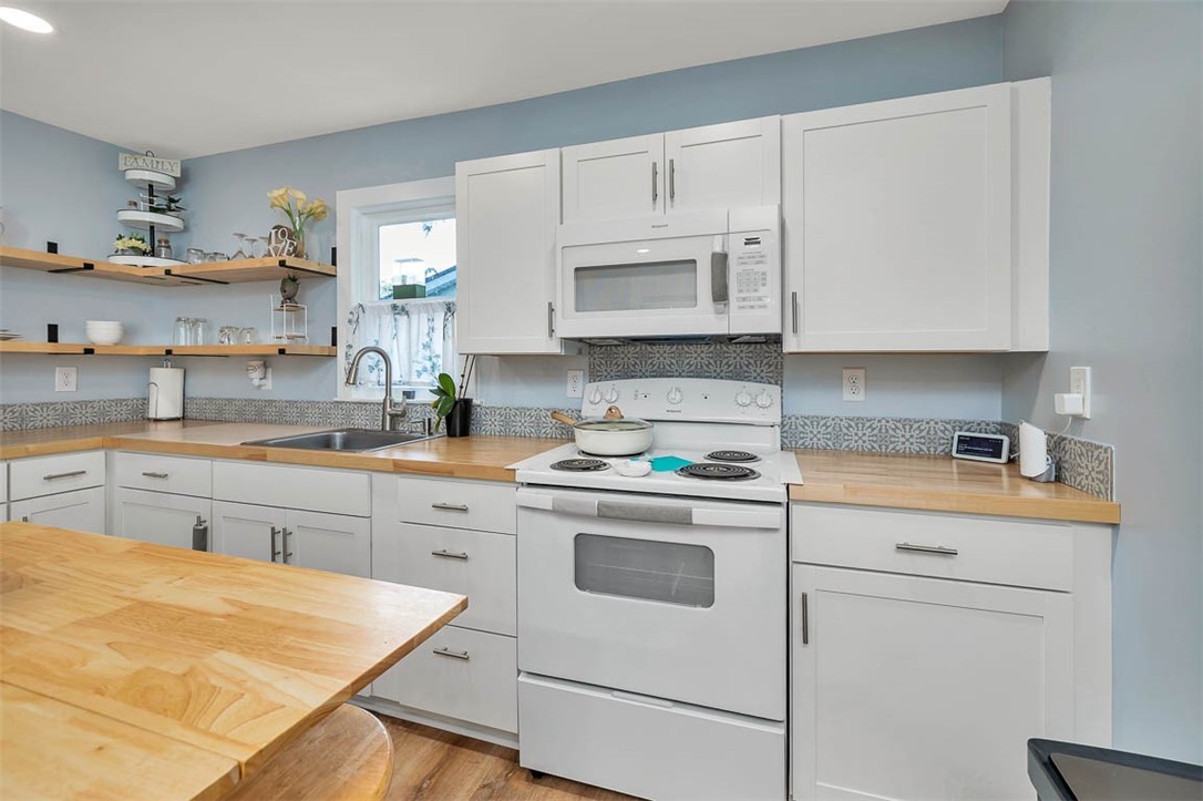 2329 Reynolds Street Brunswick, GA 31520 - Photo 10 of 30