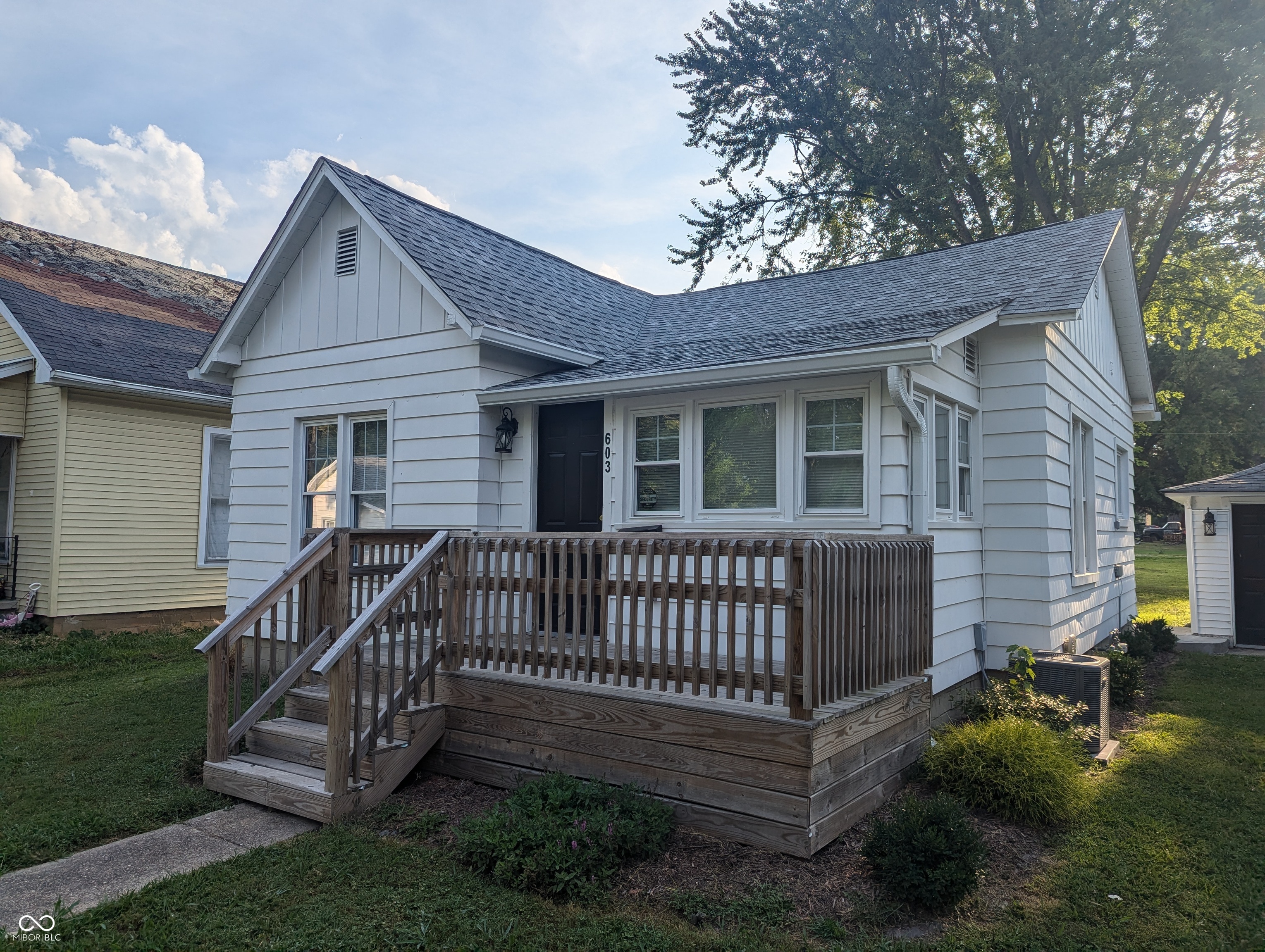 603 North Columbia St  