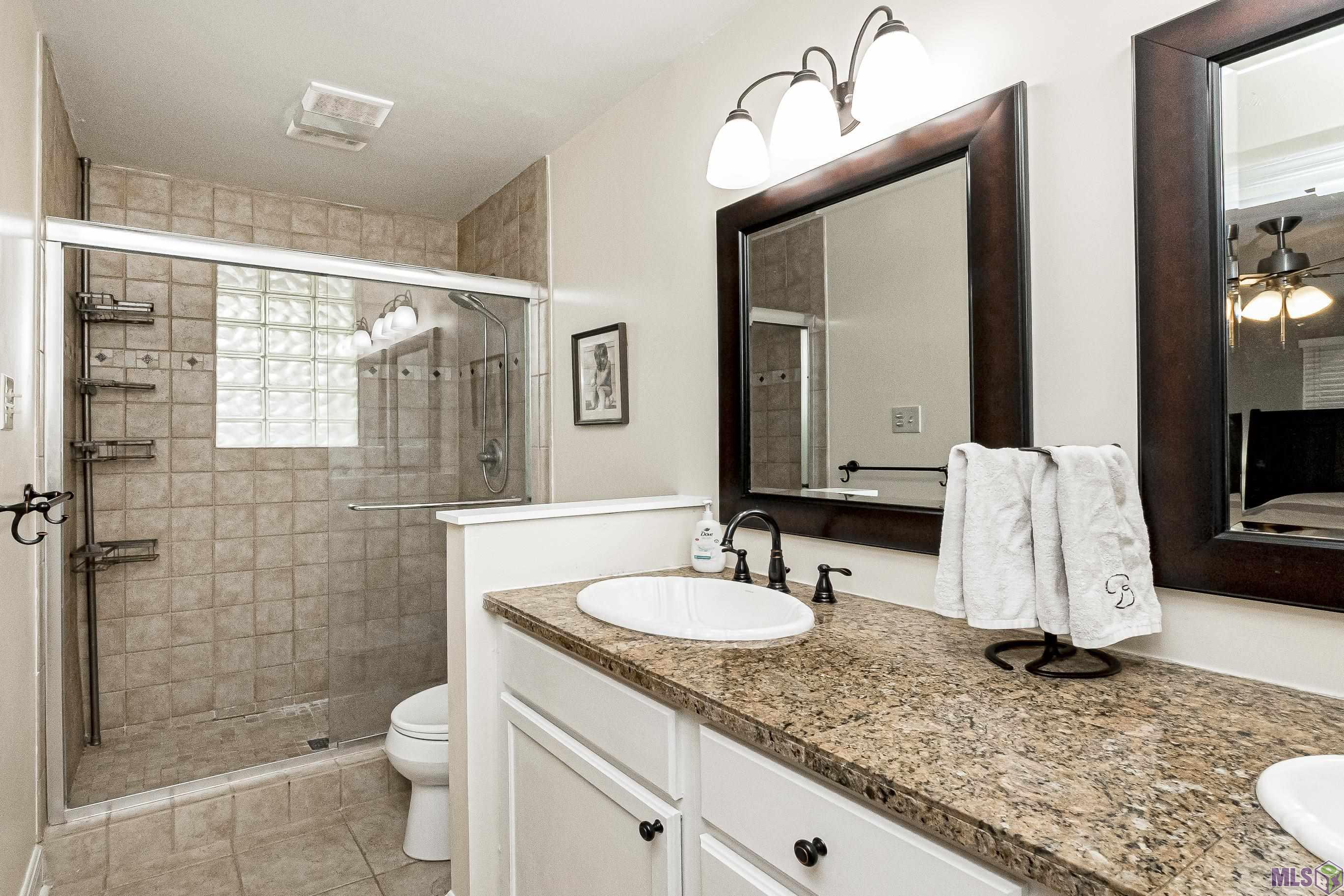 10078 Azrok Avenue Baton Rouge, LA 70809 - Photo 11 of 20