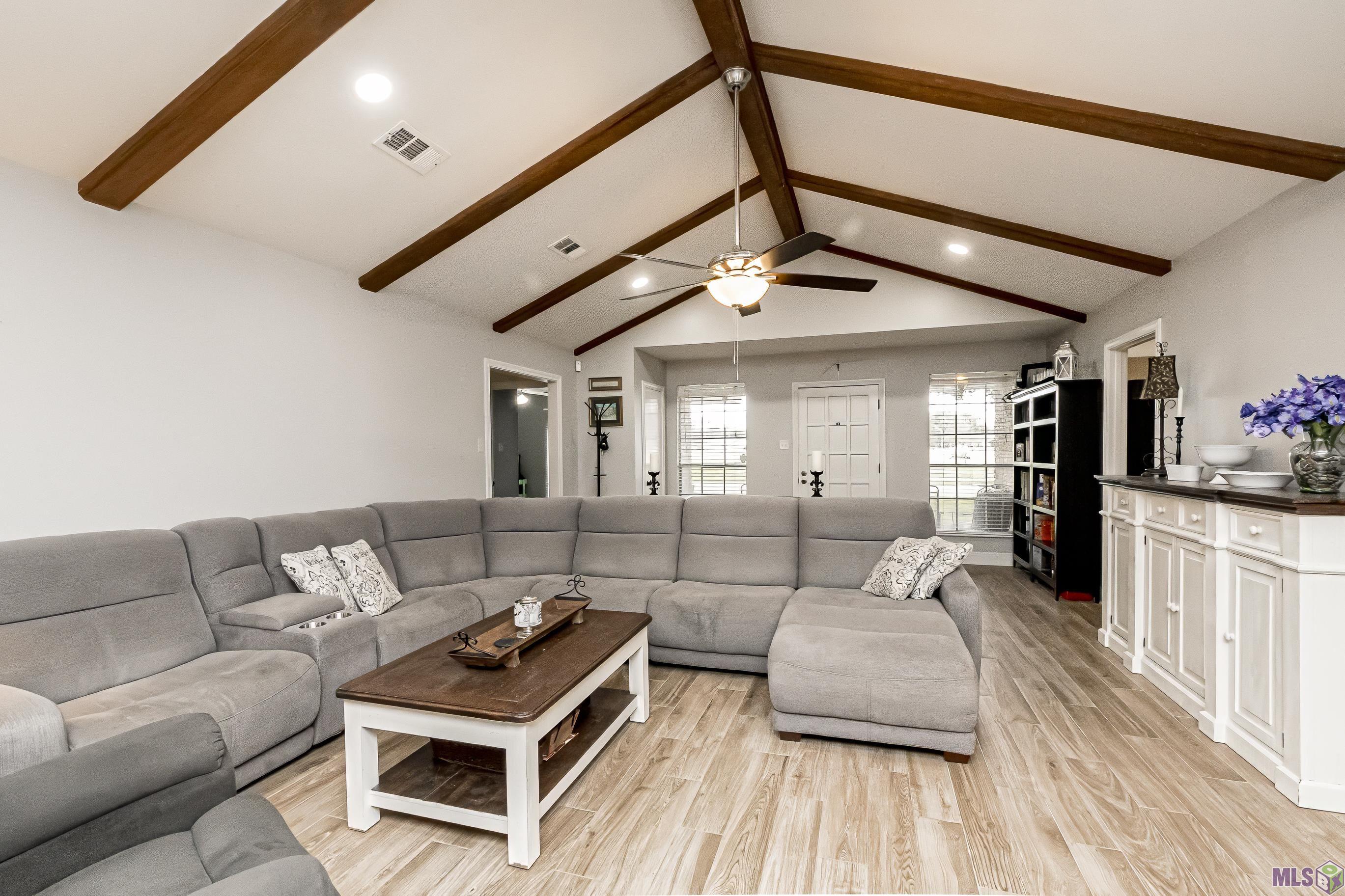 10078 Azrok Avenue Baton Rouge, LA 70809 - Photo 7 of 20