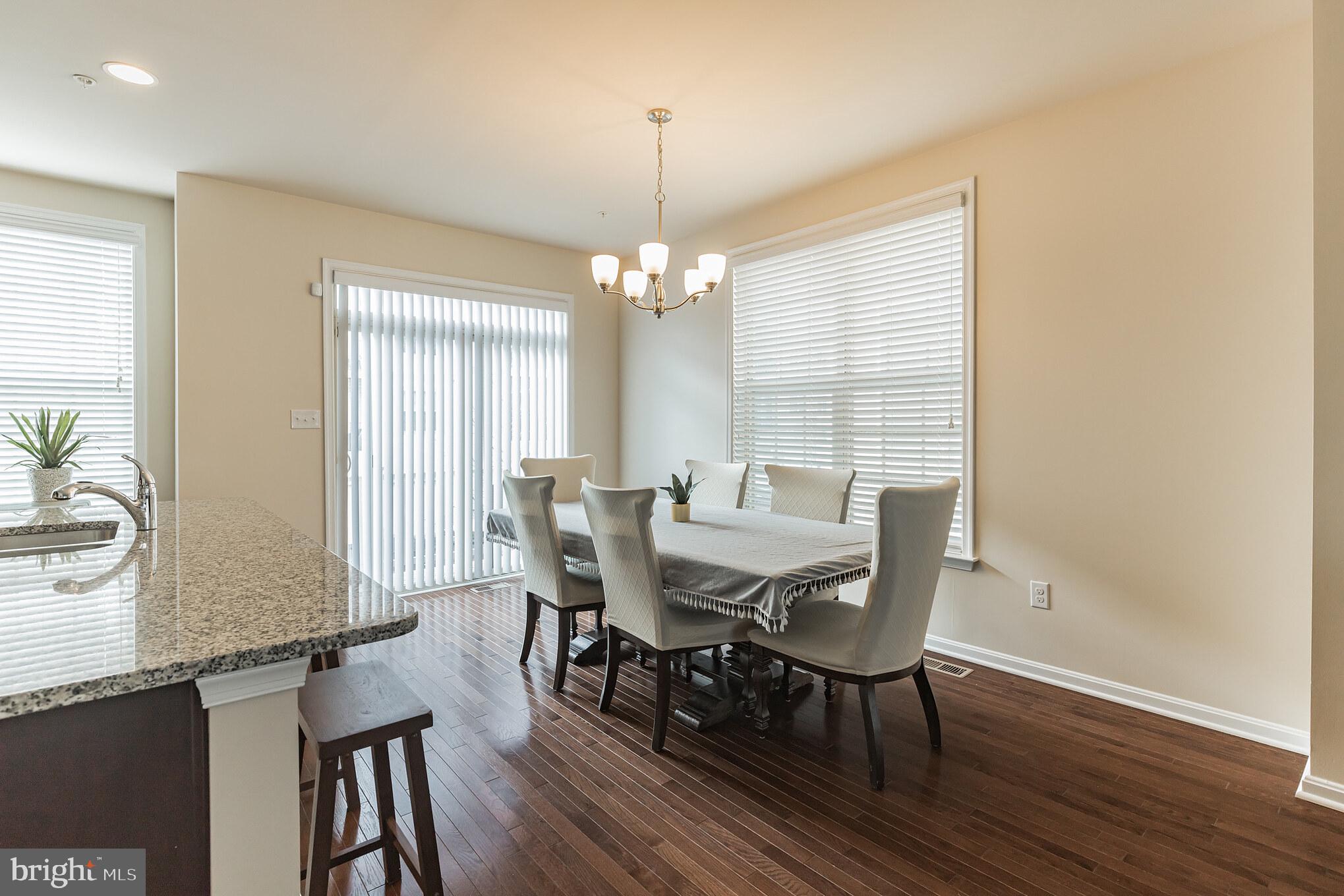 9520 Smithview Place Glenarden, MD 20706 - Photo 12 of 33 great space for 6 to 8 seater dining table