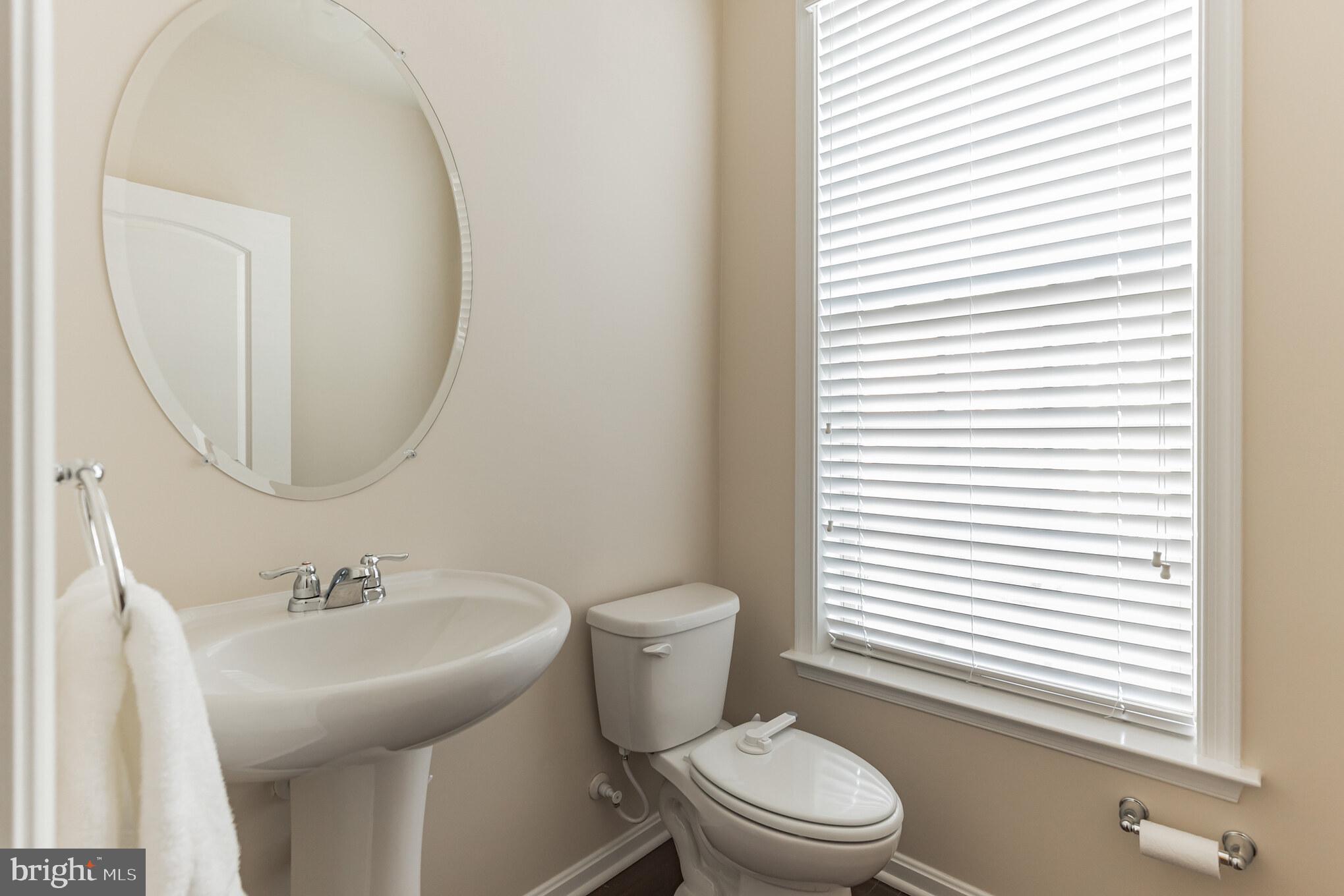 9520 Smithview Place Glenarden, MD 20706 - Photo 18 of 33 tucked away guest bath on main level