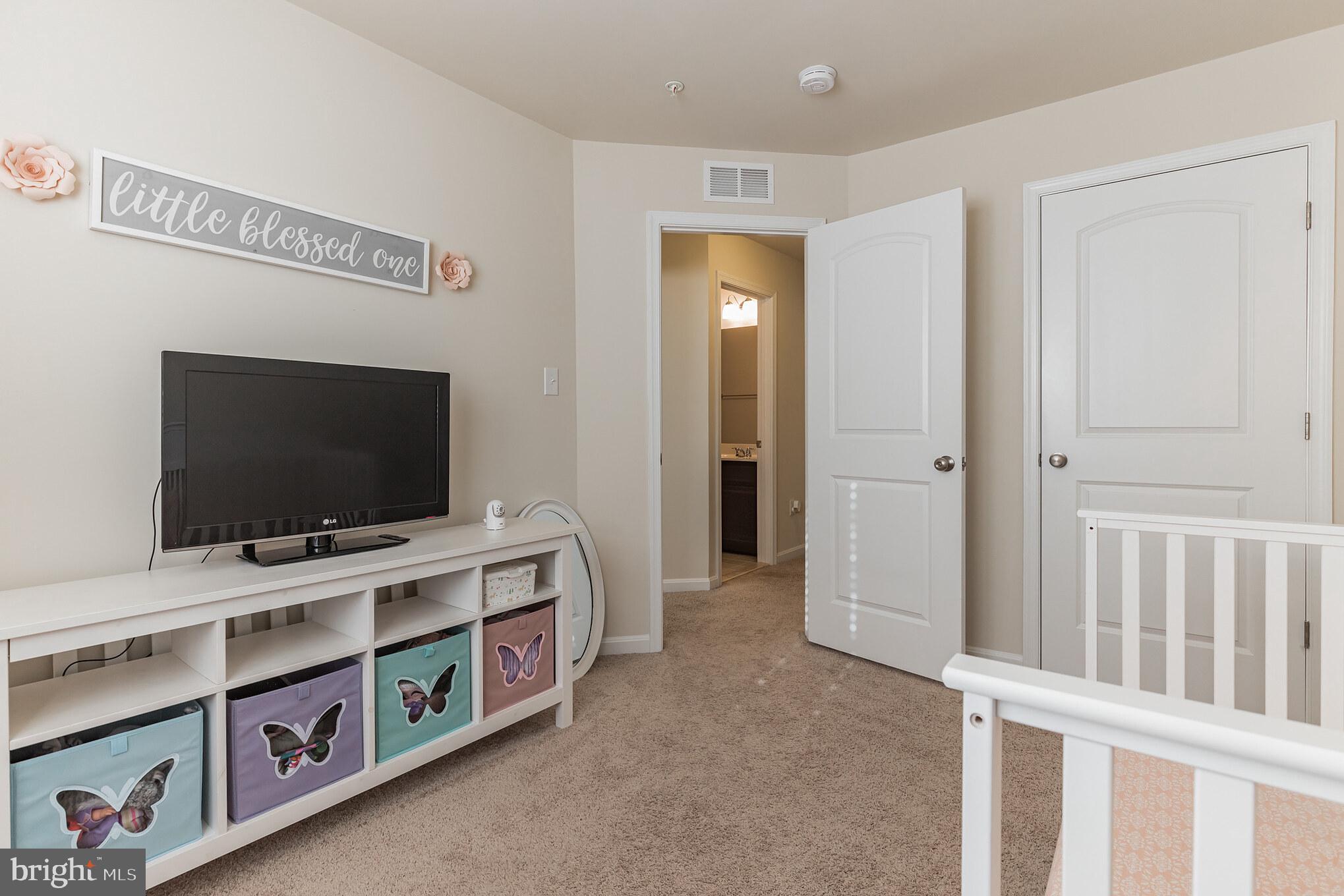 9520 Smithview Place Glenarden, MD 20706 - Photo 26 of 33 alternate view guest room 1