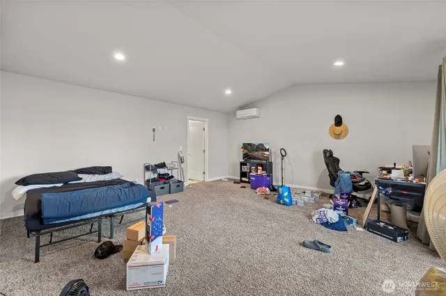 $629,000 | 1400 East Whidbey Avenue, Oak Harbor, WA 98277